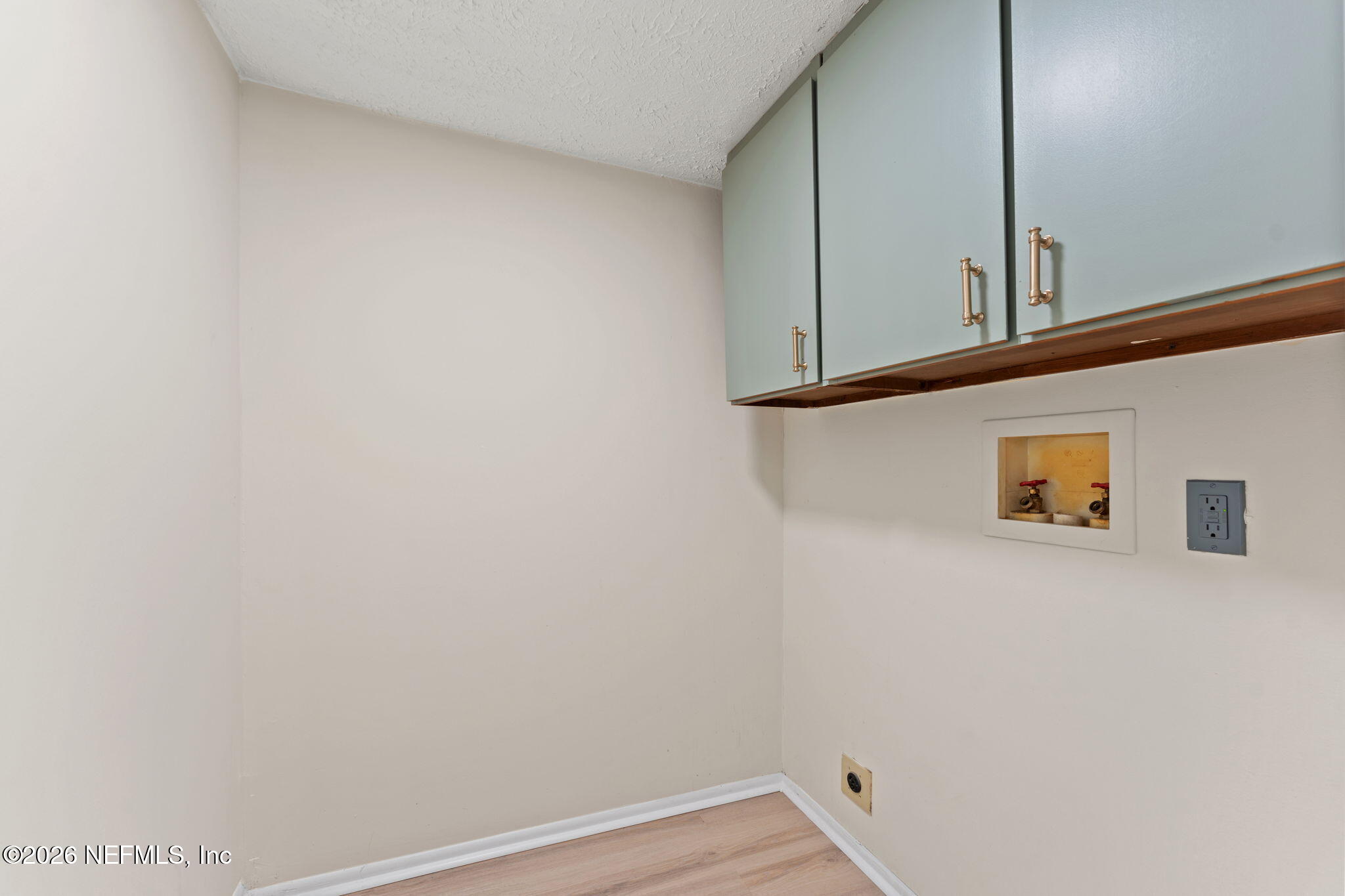4517 Delta Avenue Jacksonville, FL 32205 - Photo 21 of 25 a view of a hallway