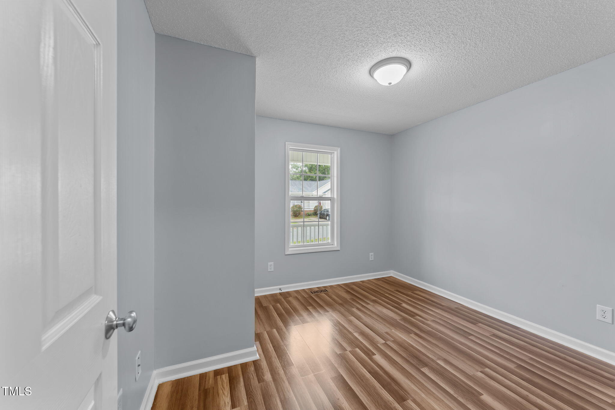 1029 Cove Circle Clayton, NC 27520 - Photo 13 of 22 36-web-or-mls-VB4A1900