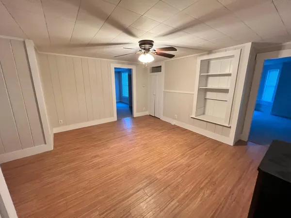 $2,500 | 15 Franklin Street, Derry, NH 03038