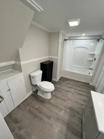 $2,500 | 15 Franklin Street, Derry, NH 03038