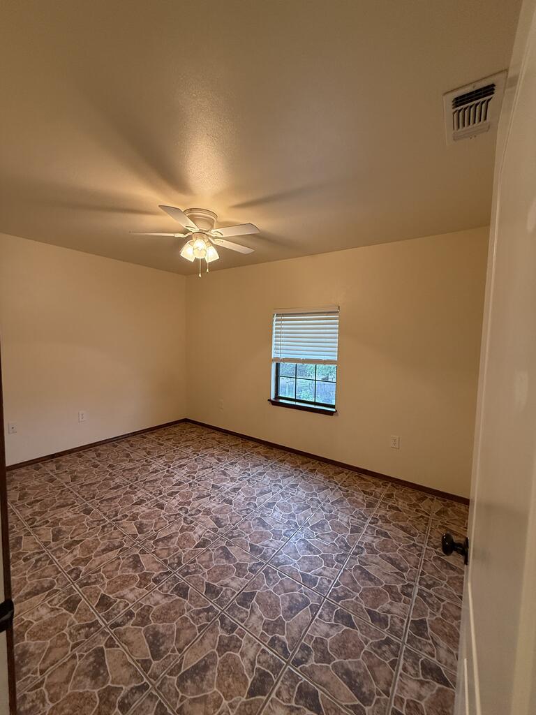 1441 Hidden Acres Road Kerrville, TX 78028 - Photo 11 of 18 Gallery Image 11