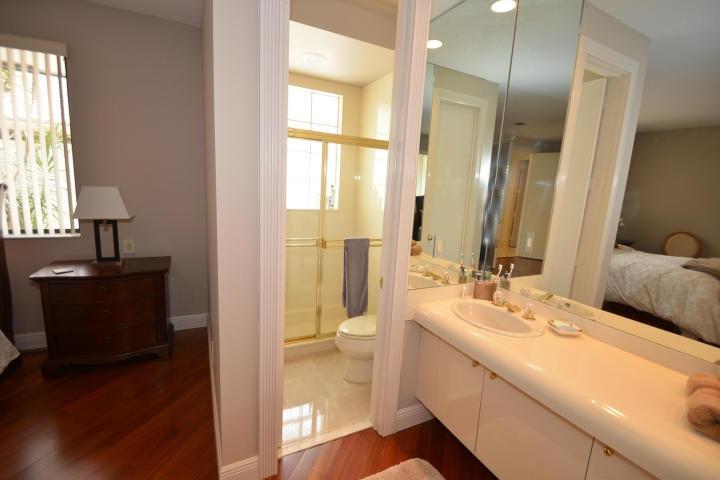 4420 Bocaire Boulevard Boca Raton, FL 33487 - Photo 23 of 25 Bathroom 2