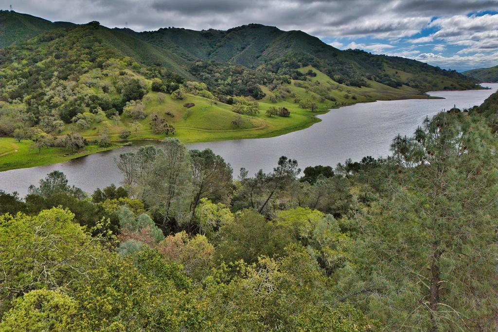 15805 Uvas Road Morgan Hill, CA 95037 - Photo 32 of 41 a view of a lake with a mountain