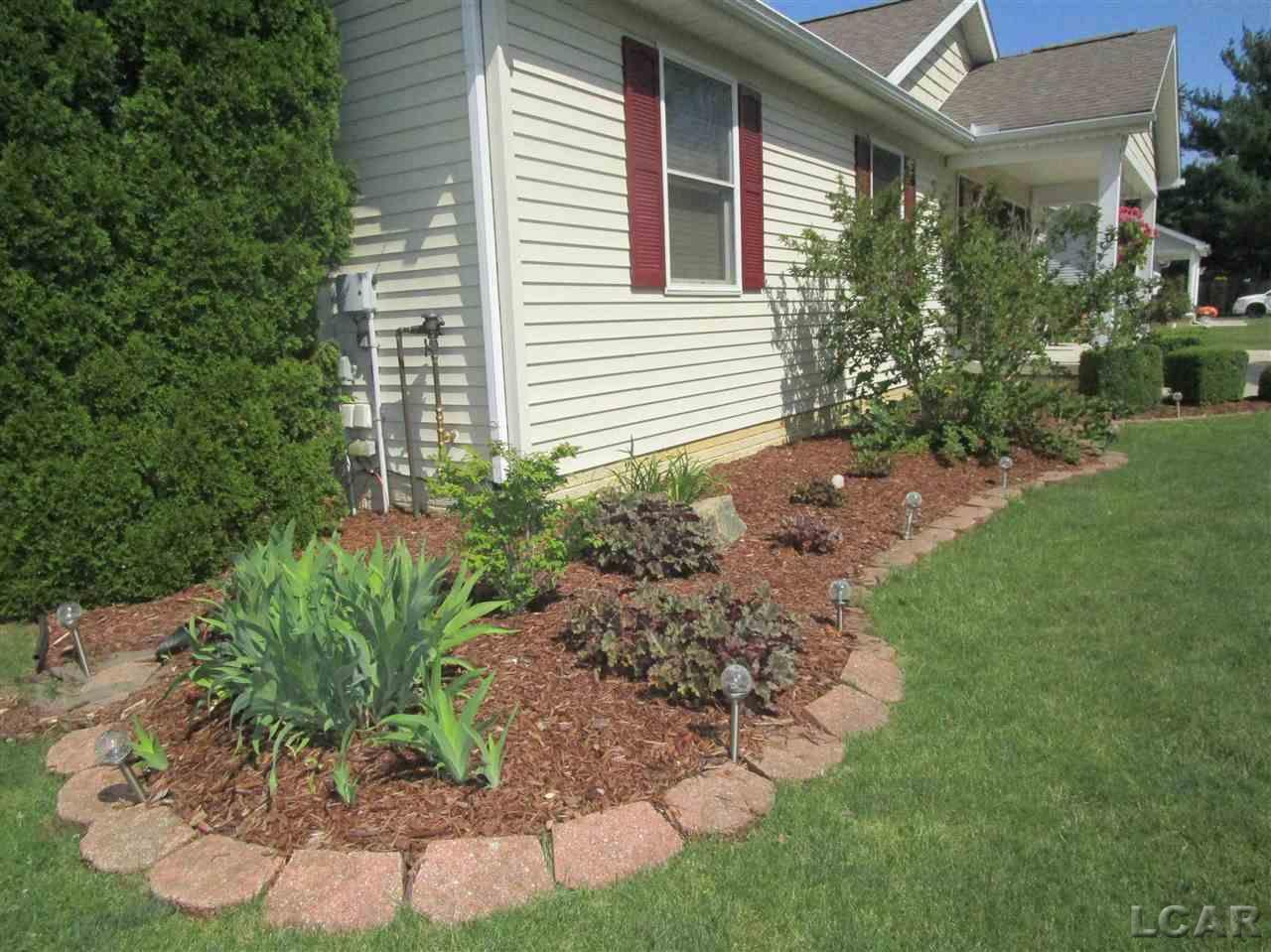 190 Joy Road Adrian, MI 49221 - Photo 5 of 46 50045814-4.JPG