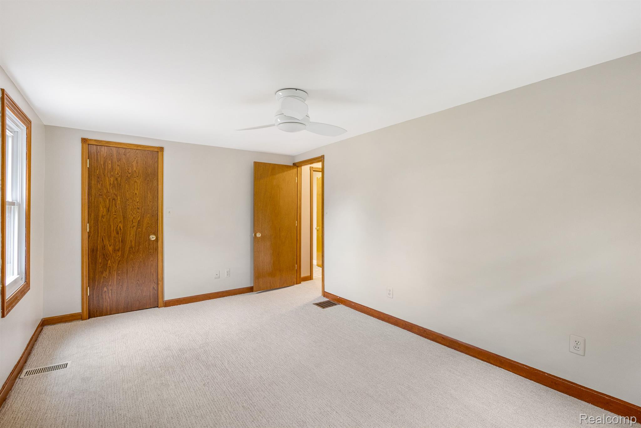 48975 Fairchild Road Macomb, MI 48042 - Photo 37 of 67 Gallery Image 37