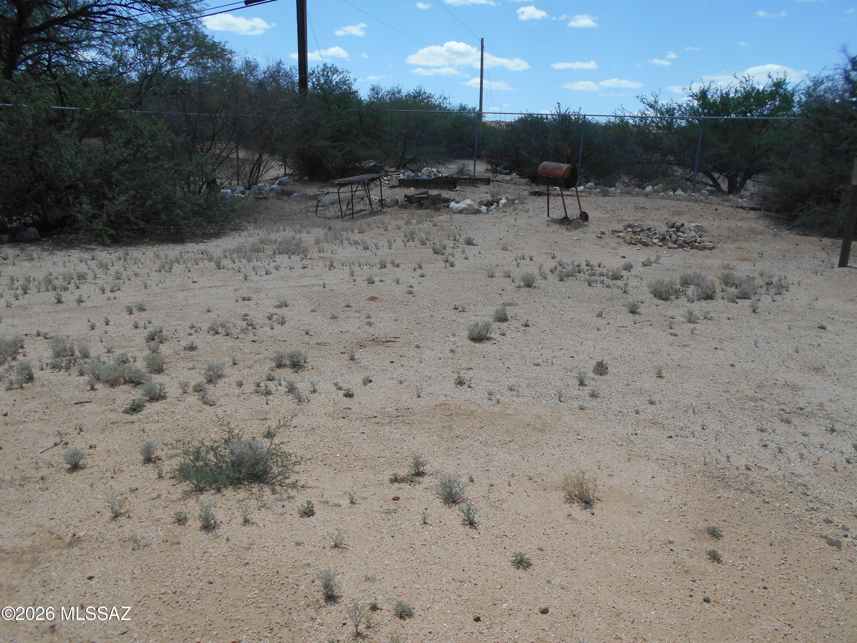 894 South Post Road Benson, AZ 85602 - Photo 7 of 37