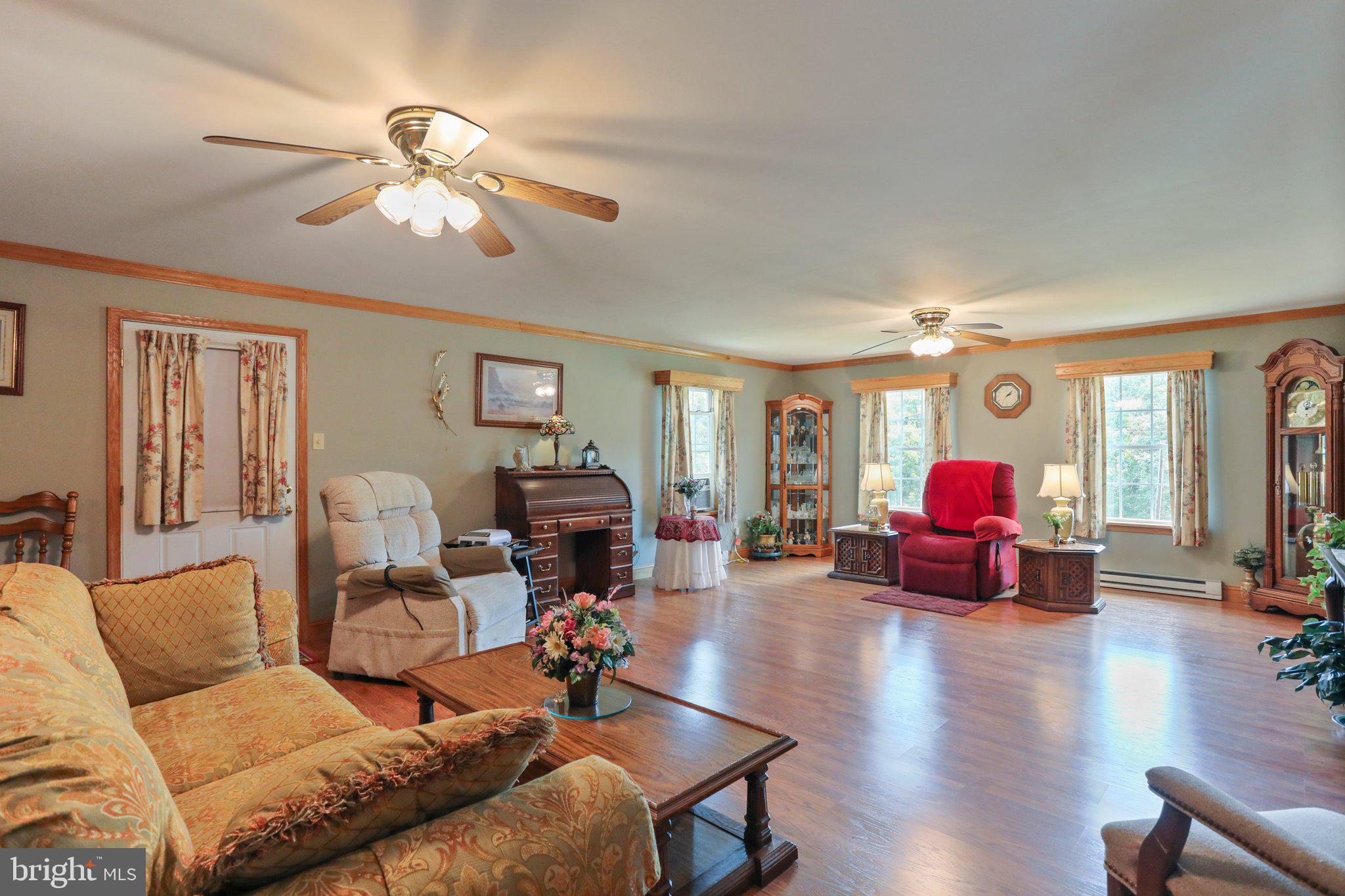 12952 Pecktonville Road Big Pool, MD 21711 - Photo 8 of 50 Spacious Family Room