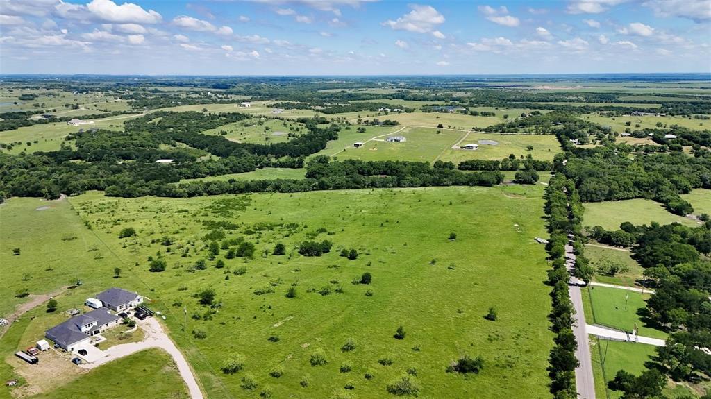 Tbd Alsdorf Road, Unit LOT 3 & 4 Ennis, TX 75119 - Photo 7 of 15 a view of a lush green field