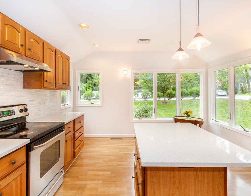 5 Holton Road Lexington, MA 02421 - Photo 11 of 27 Gallery Image 11