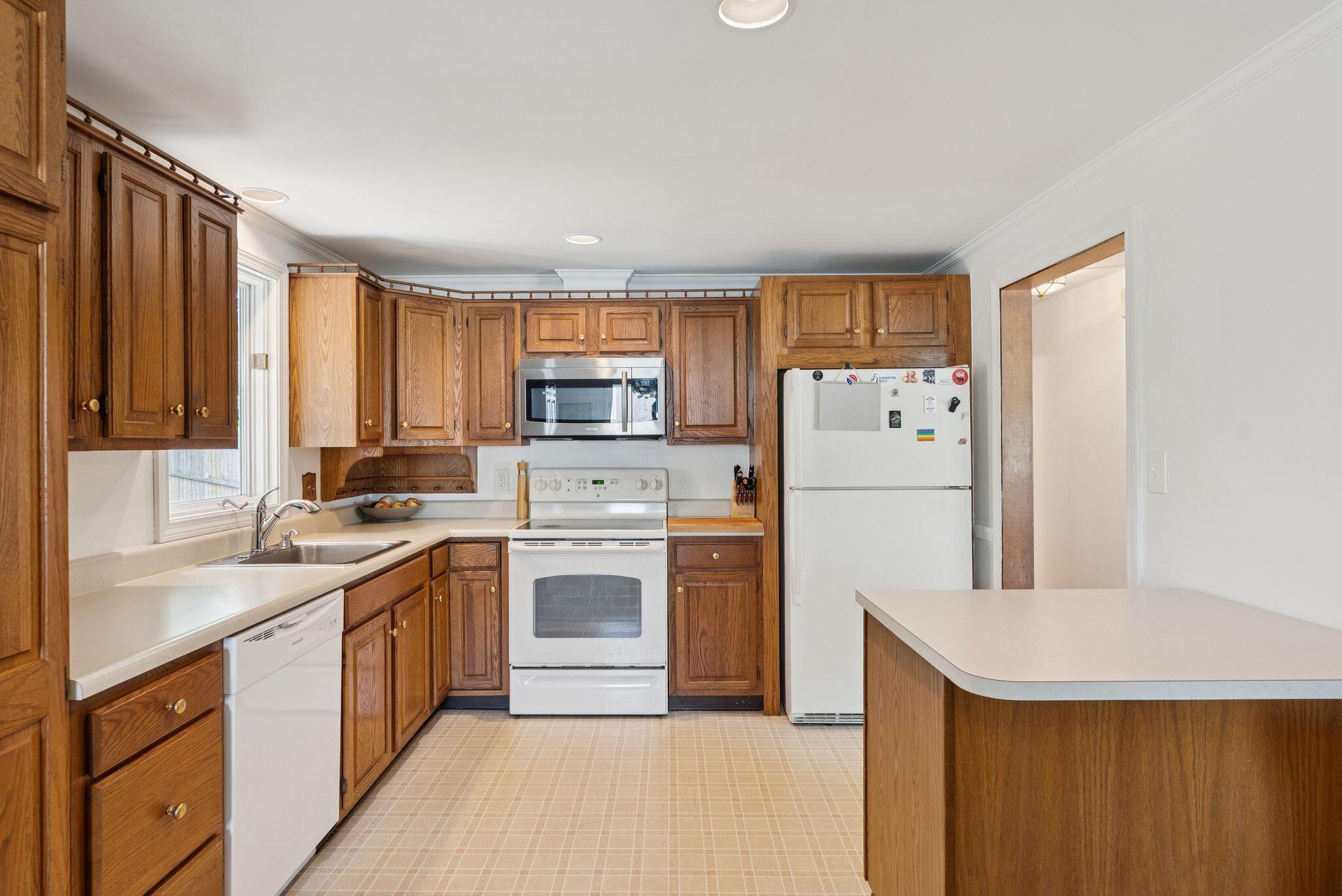 48 Sandy Hill Road South Portland, ME 04106 - Photo 10 of 45 18_DSC09462