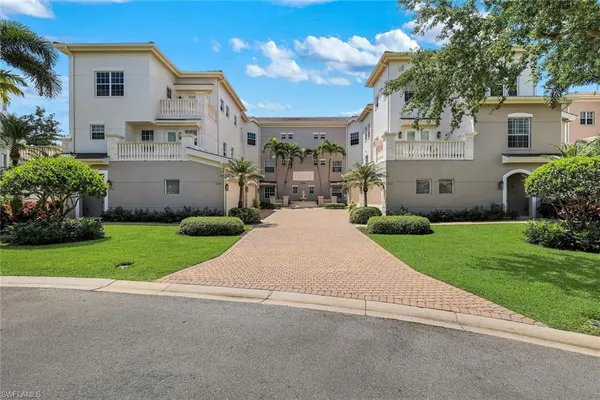 $869,000 | 554 Avellino Isles Circle, Unit 101, Naples, FL 34119