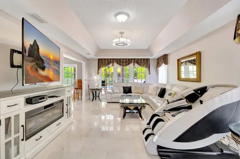 $999,000 | 3202 Southwest Holly Lane, Palm City, FL 34990