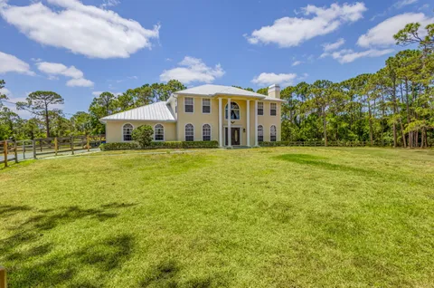 $999,000 | 3202 Southwest Holly Lane, Palm City, FL 34990