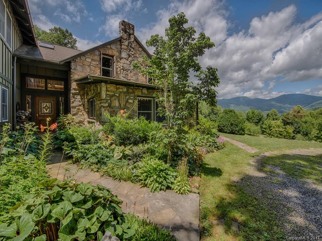 766 Saunook Road Waynesville, NC 28786 - Photo 4 of 27
