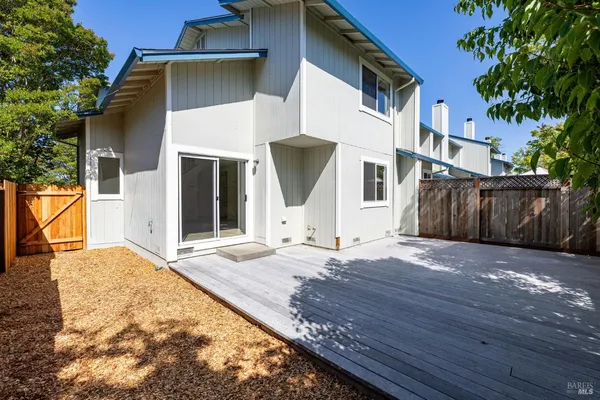 $585,000 | 23 Meridian Circle, Rohnert Park, CA 94928