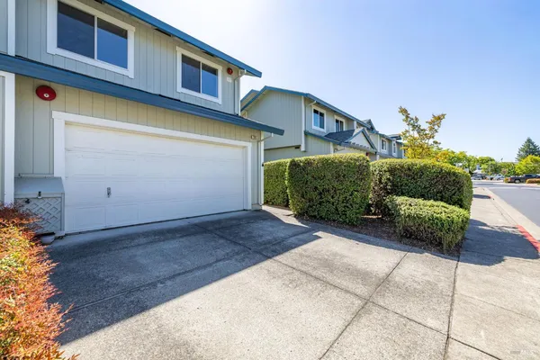 $585,000 | 23 Meridian Circle, Rohnert Park, CA 94928