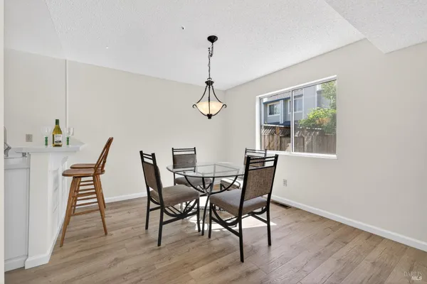 $585,000 | 23 Meridian Circle, Rohnert Park, CA 94928
