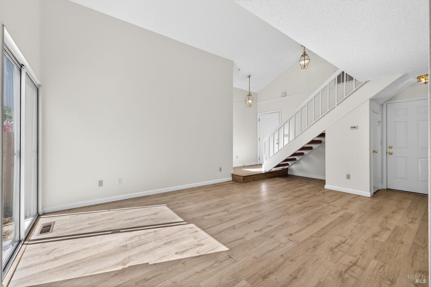 23 Meridian Circle Rohnert Park, CA 94928 - Photo 7 of 42