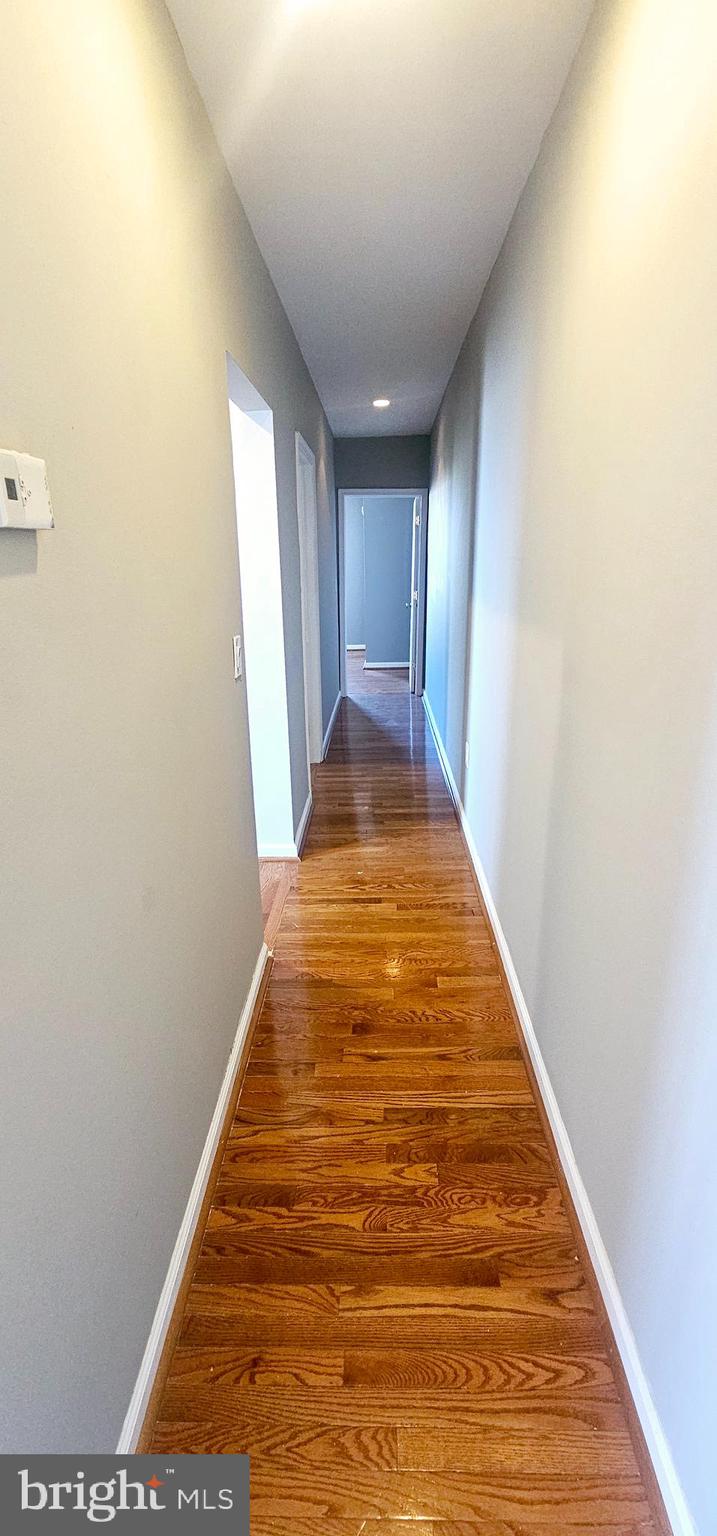 362 West Ritner Street, Unit 3 Philadelphia, PA 19148 - Photo 5 of 13 a view of entryway