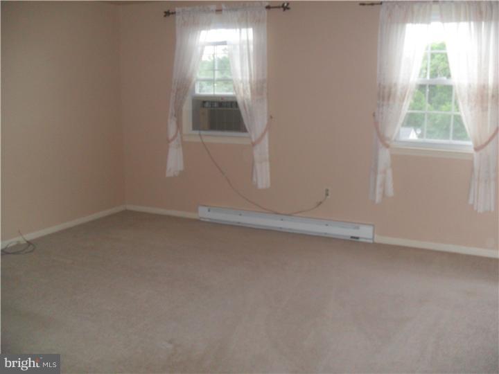 948 Crest Road Lansdale, PA 19446 - Photo 20 of 25 Bedroom - Main
