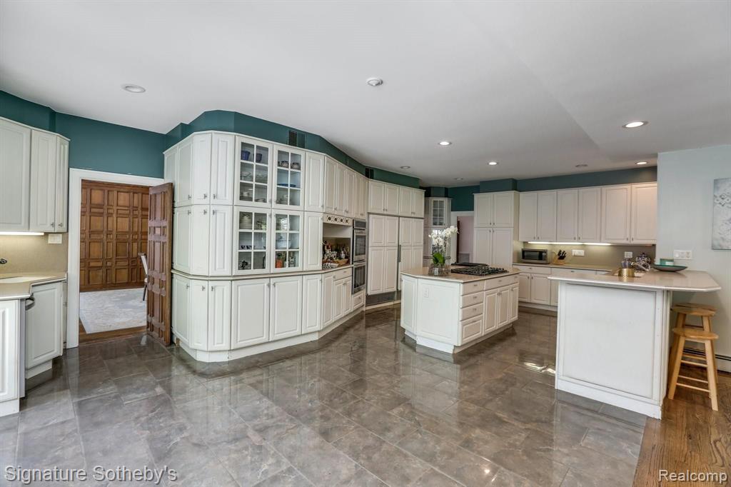 110 Cloverly Road Grosse Pointe Farms, MI 48236 - Photo 20 of 58
