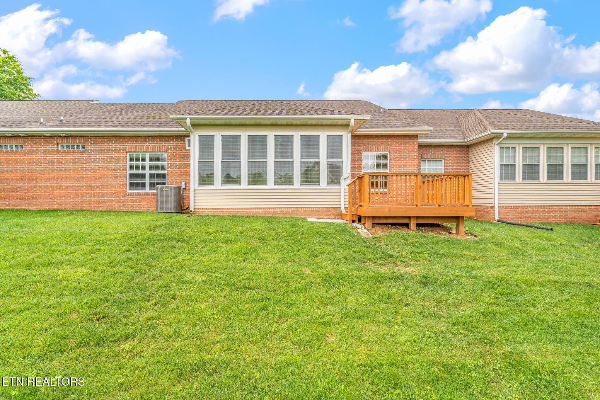 111 Devanshire Court Oak Ridge, TN 37830 - Photo 39 of 41 Gallery Image 39