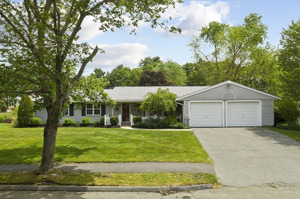 1 Dublin Road Peabody, MA 01960 - Photo 2 of 38 Gallery Image 2