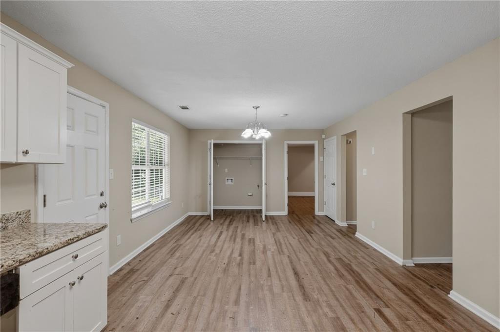 2795 Oxford Drive Decatur, GA 30034 - Photo 13 of 35