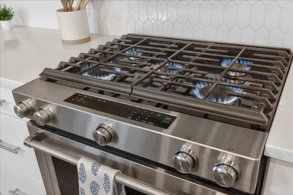 $429,900 | 210 Wappoo Trce Lane, Summerville, SC 29486