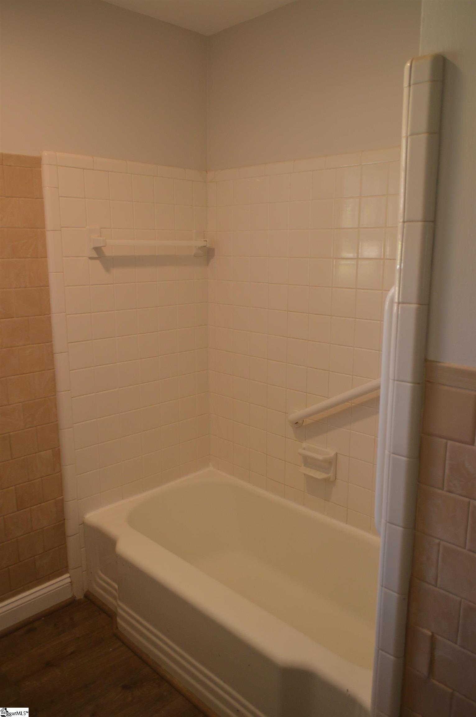 206 Hillside Drive Greer, SC 29651 - Photo 5 of 13