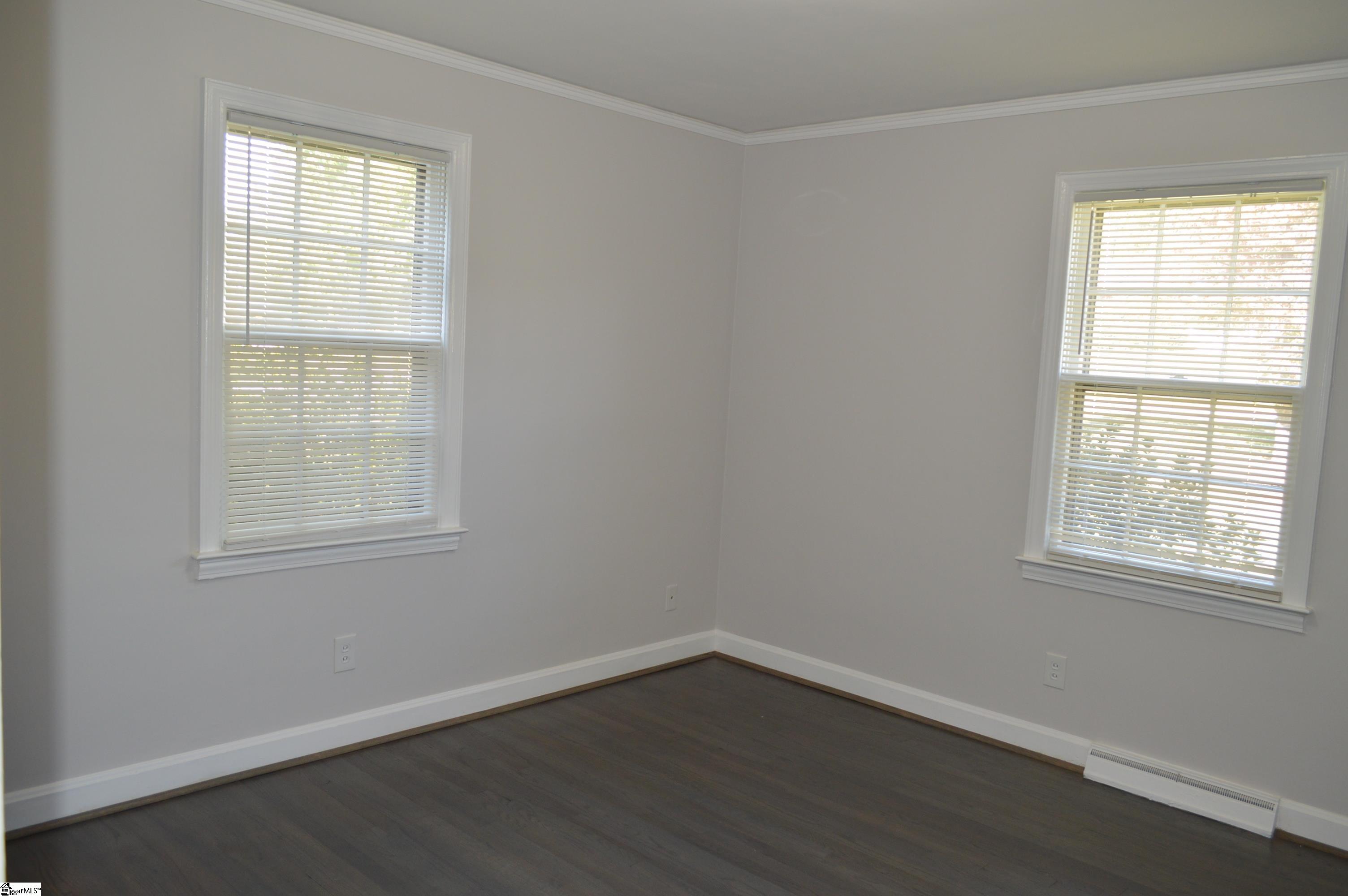 206 Hillside Drive Greer, SC 29651 - Photo 6 of 13