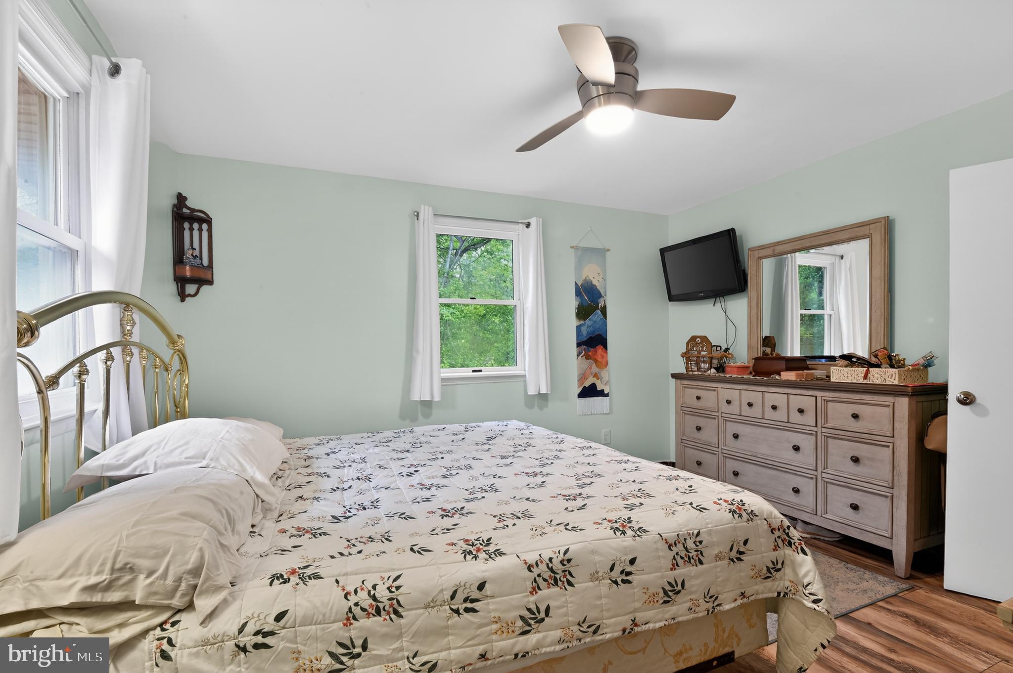 712 Tuckahoe Road Vineland, NJ 08360 - Photo 16 of 33 Primary Bedroom