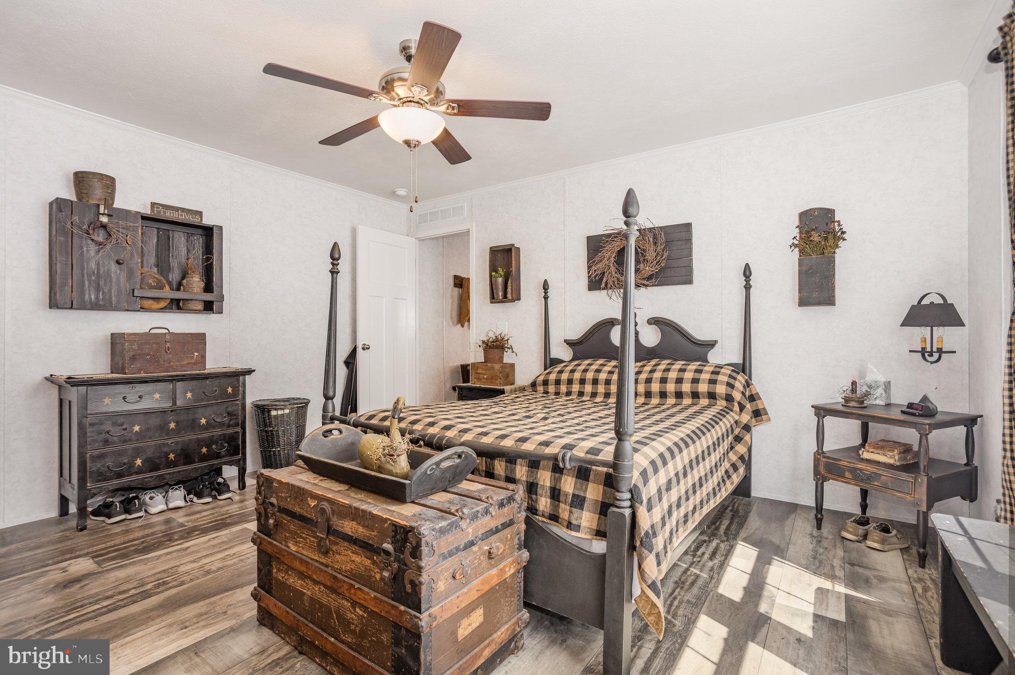 31 Cedar Street Manchester, PA 17345 - Photo 13 of 26 Primary Bedroom