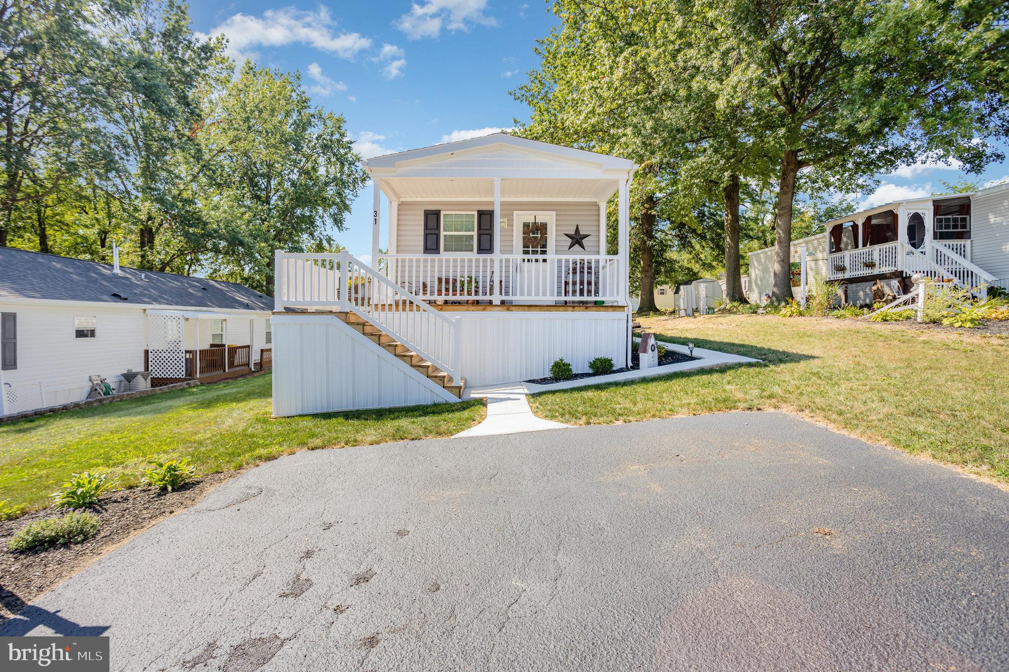 31 Cedar Street Manchester, PA 17345 - Photo 5 of 26