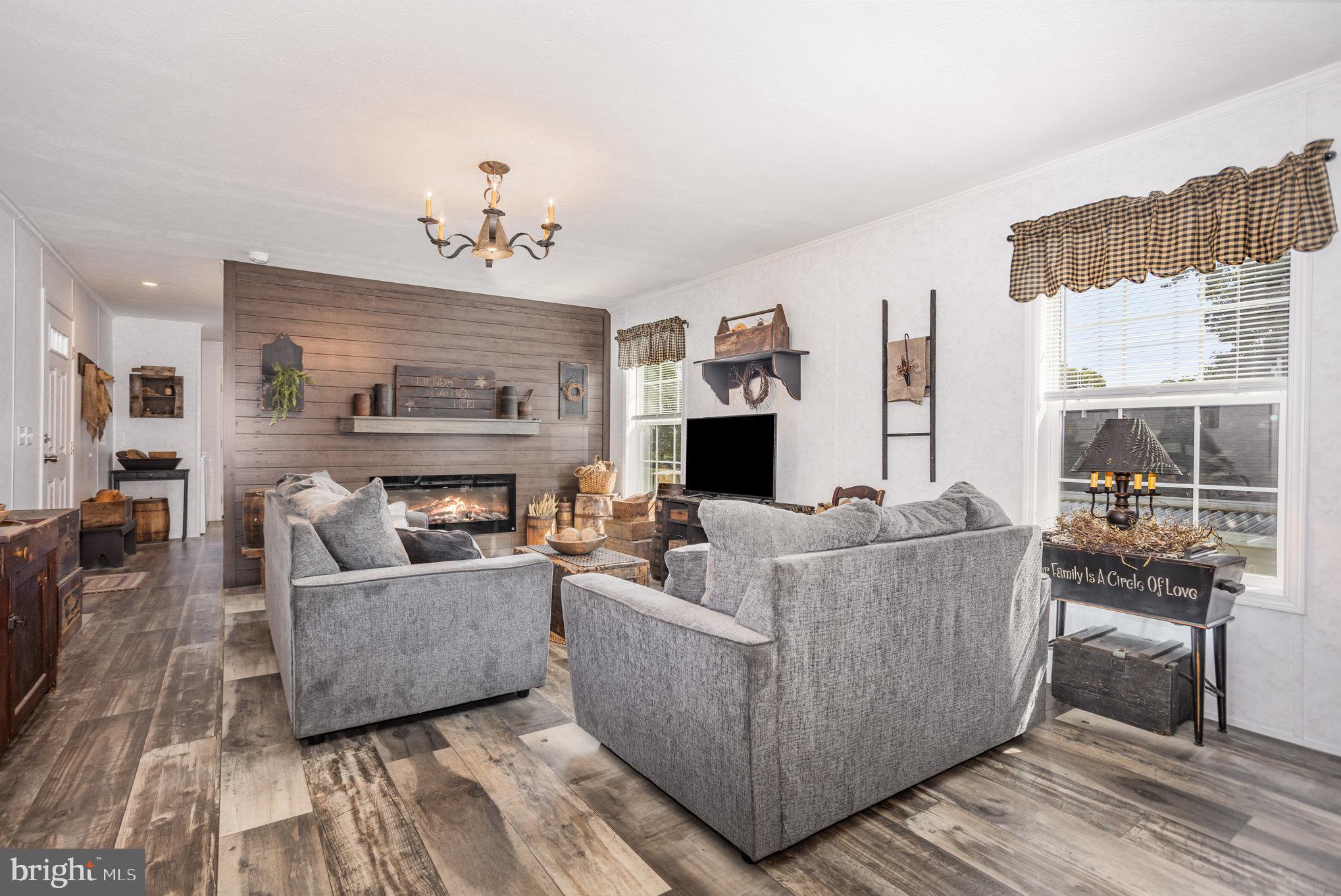 31 Cedar Street Manchester, PA 17345 - Photo 7 of 26 Living room with fireplace