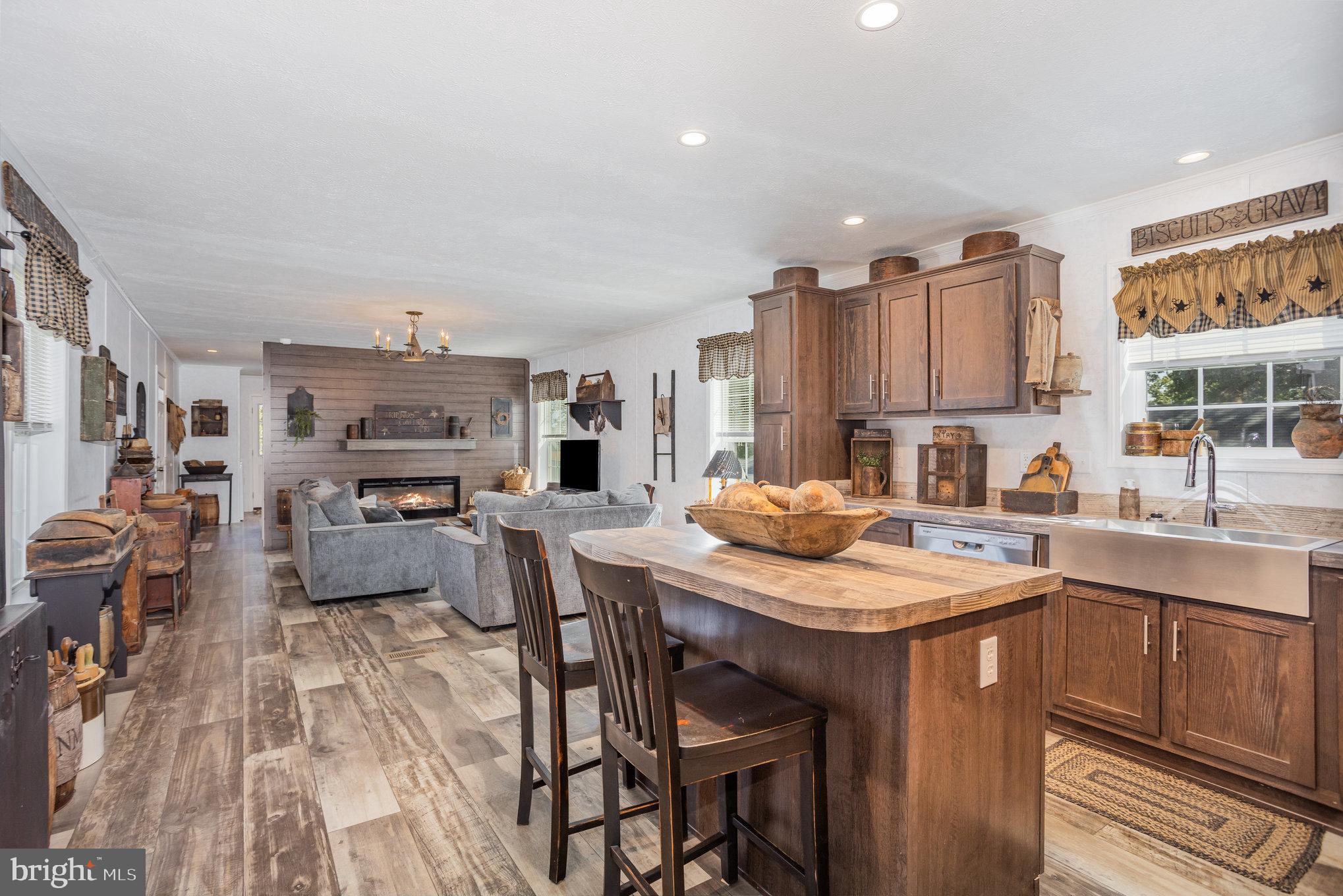 31 Cedar Street Manchester, PA 17345 - Photo 9 of 26 Kitchen Island with seating