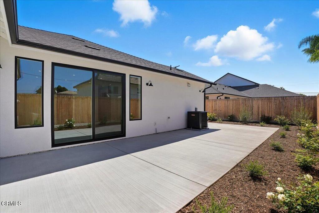 1907 Ocean Avenue Ventura, CA 93001 - Photo 12 of 51 a balcony view with a balcony
