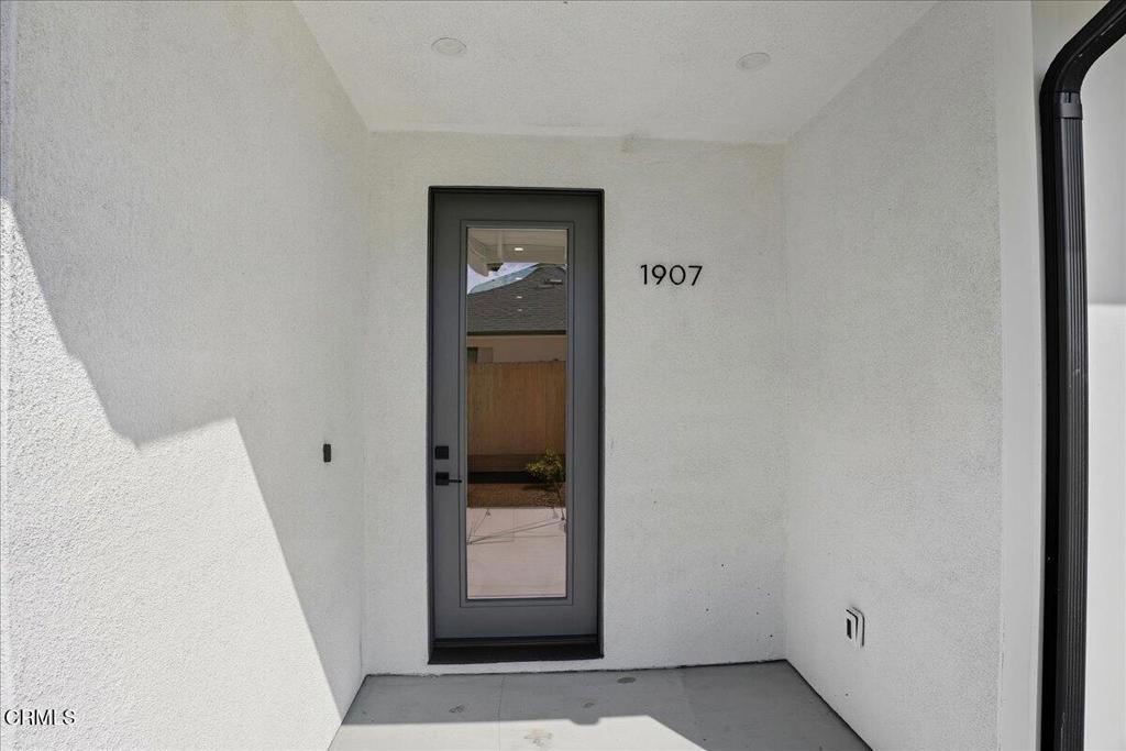 1907 Ocean Avenue Ventura, CA 93001 - Photo 14 of 51 55-HYS06120