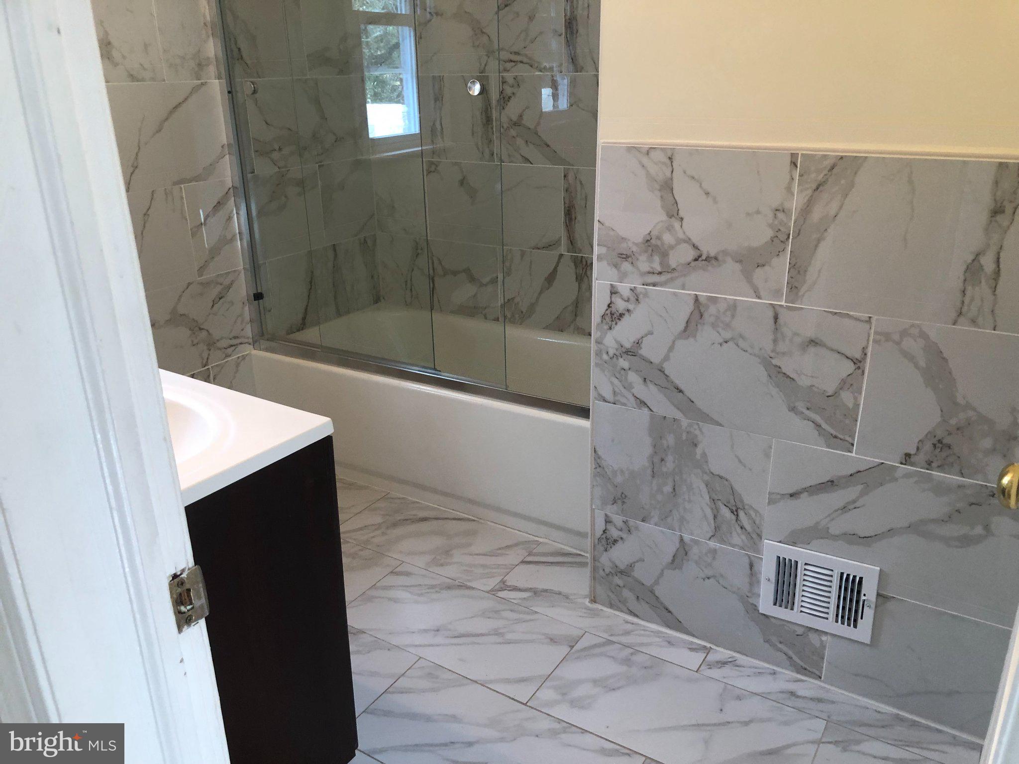 2606 Parker Avenue Silver Spring, MD 20902 - Photo 23 of 31 Bathroom Upper