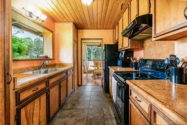 $495,000 | 99-7728 Kalehua Place, Volcano, HI 96785