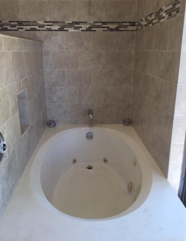 7003 Northwest 3rd Avenue Boca Raton, FL 33487 - Photo 13 of 25 Master tub