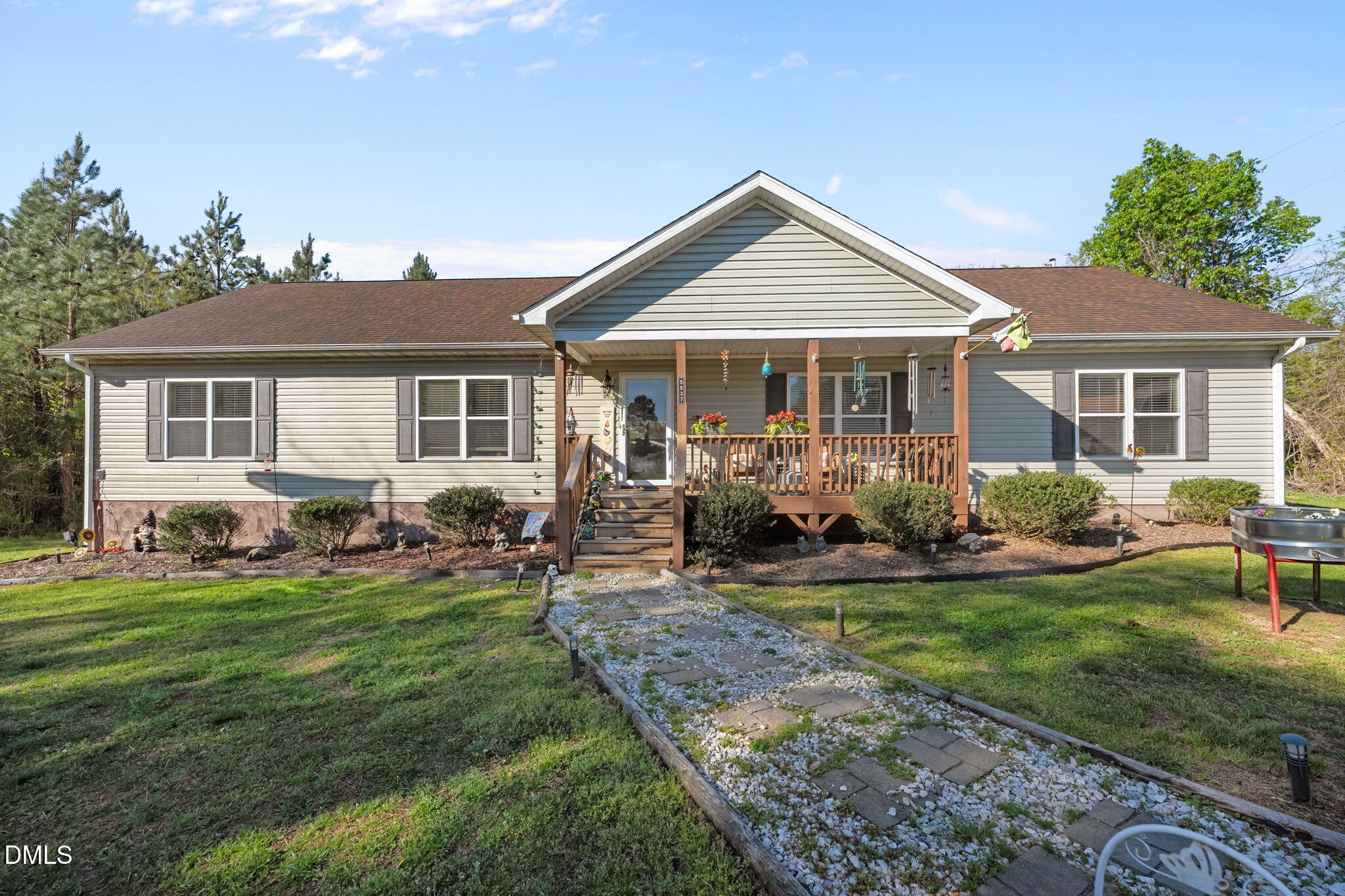 1-web-or-mls-ROB06814