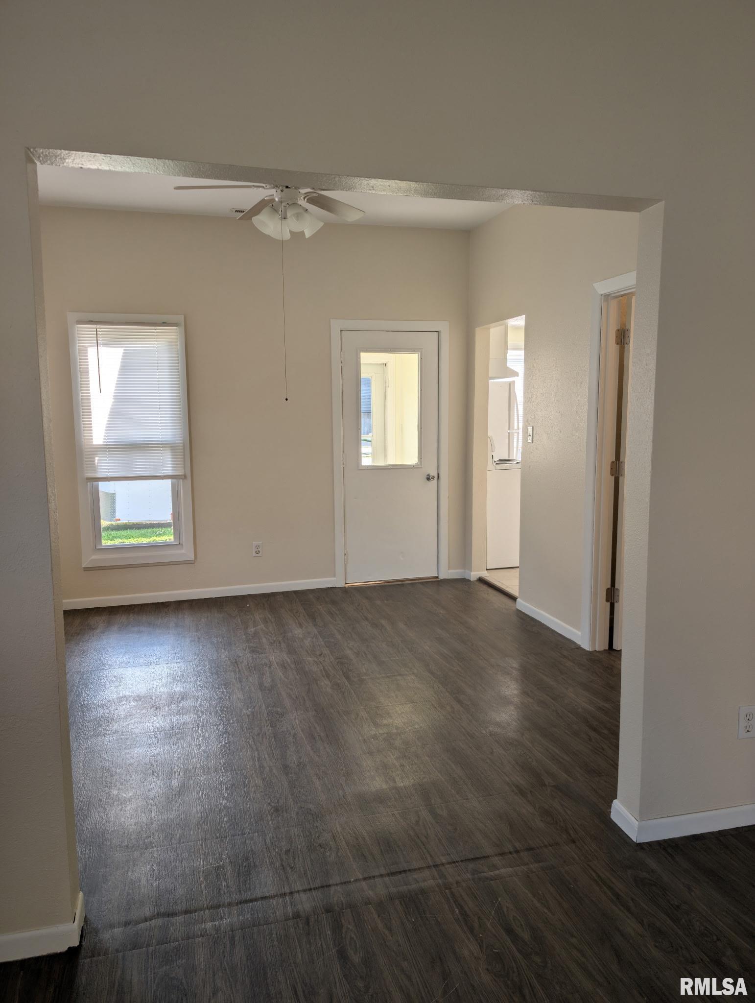 202 East Maple Street Stronghurst, IL 61480 - Photo 10 of 17