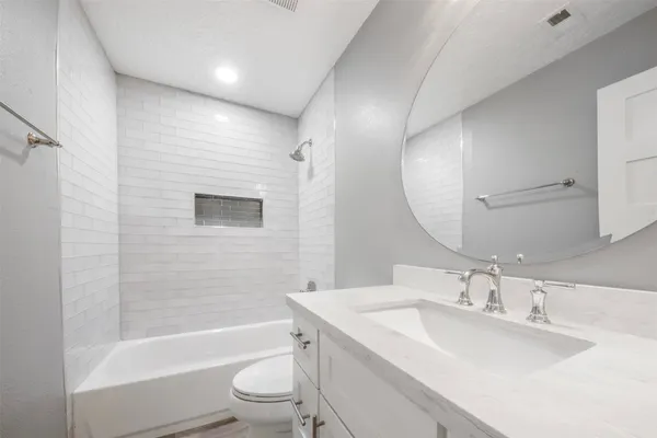 $2,000 | 9327 Golden Sunshine Drive, Houston, TX 77064