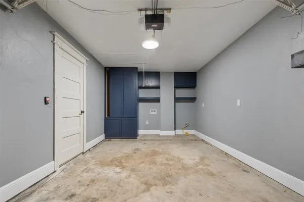 $2,000 | 9327 Golden Sunshine Drive, Houston, TX 77064