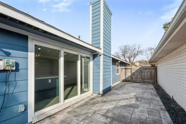 $2,000 | 9327 Golden Sunshine Drive, Houston, TX 77064