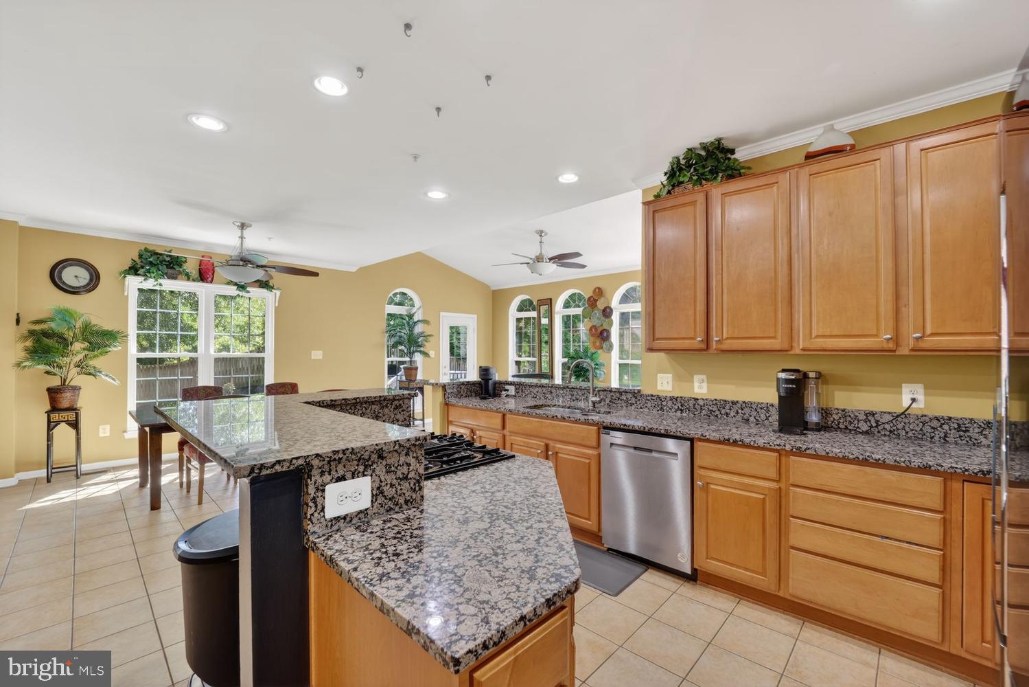 8023 River Park Road Bowie, MD 20715 - Photo 15 of 49 Center Island Kitchen