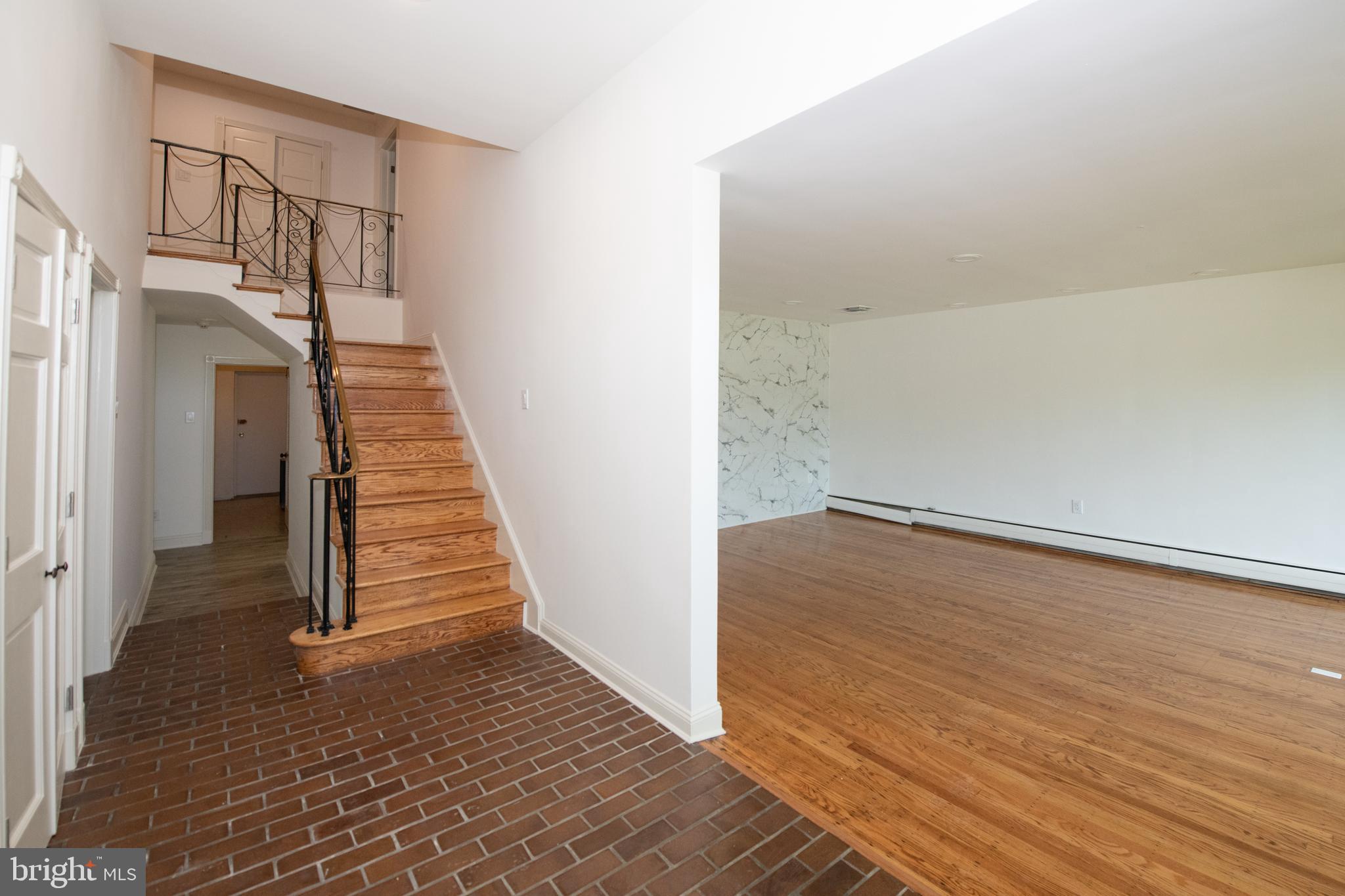 504 Davis Road Cheltenham, PA 19012 - Photo 9 of 50