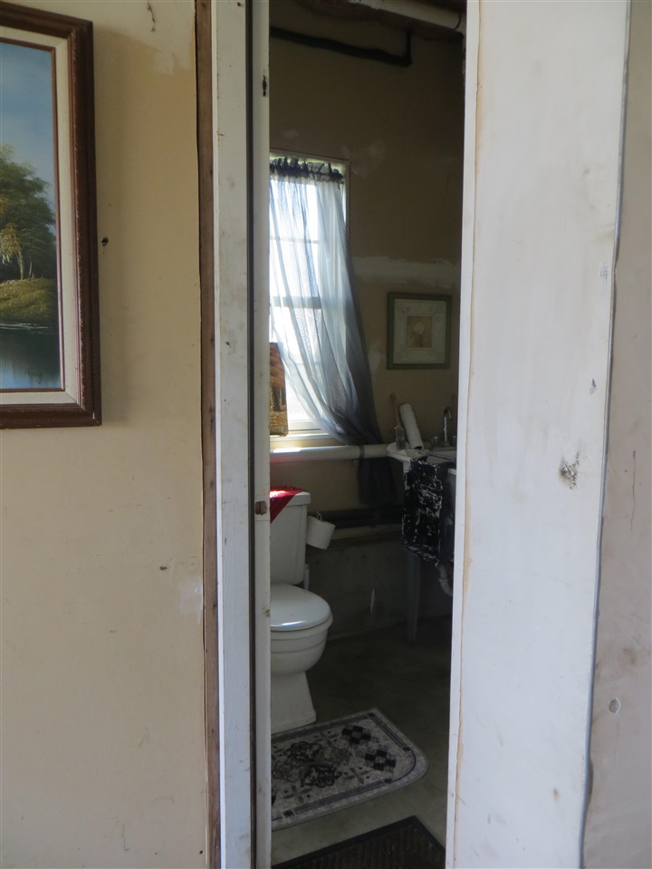 1205 State Road West Branch, MI 48661 - Photo 17 of 33 1891832-16.JPG
