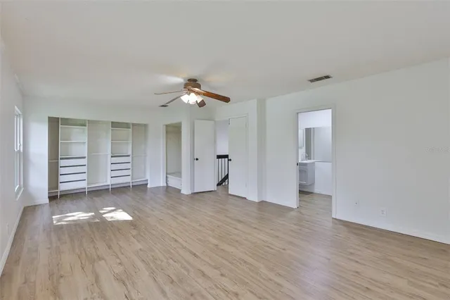 $2,395 | 14805 Lake Forest Drive, Lutz, FL 33559